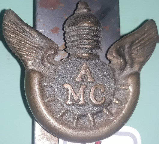 Badge AMC rose